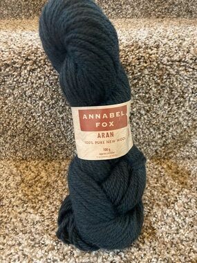 NWT Annabel Fox Aran 100% Pure New Wool Yarn 100g Batch 8 Shade Holly